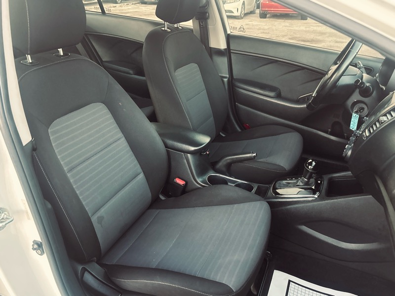 Kia Forte S 4D Sedan 2017