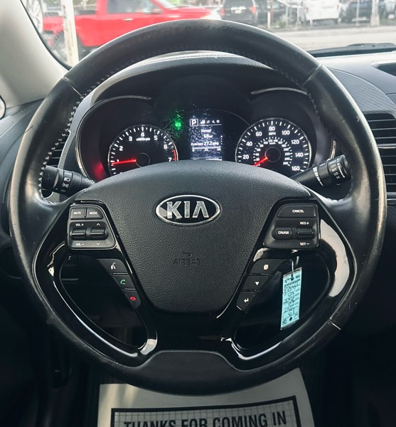 Kia Forte S 4D Sedan 2017