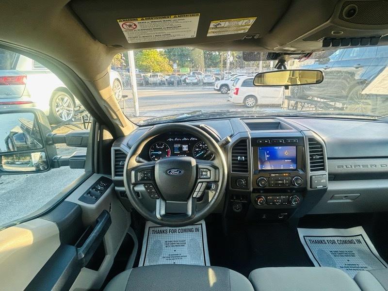 Ford F-350 SD XL Crew Cab Long Bed DRW 4WD 2021