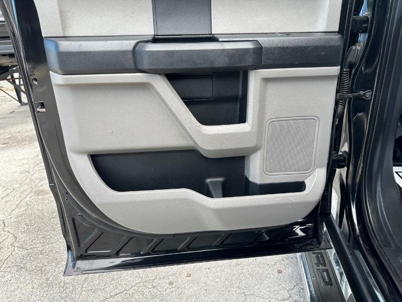 Ford F-350 SD XL Crew Cab Long Bed DRW 4WD 2021