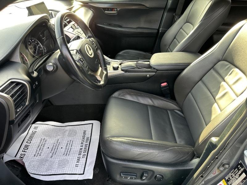Lexus NX 200t FWD 2016