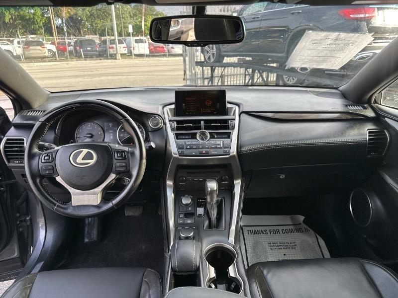 Lexus NX 200t FWD 2016