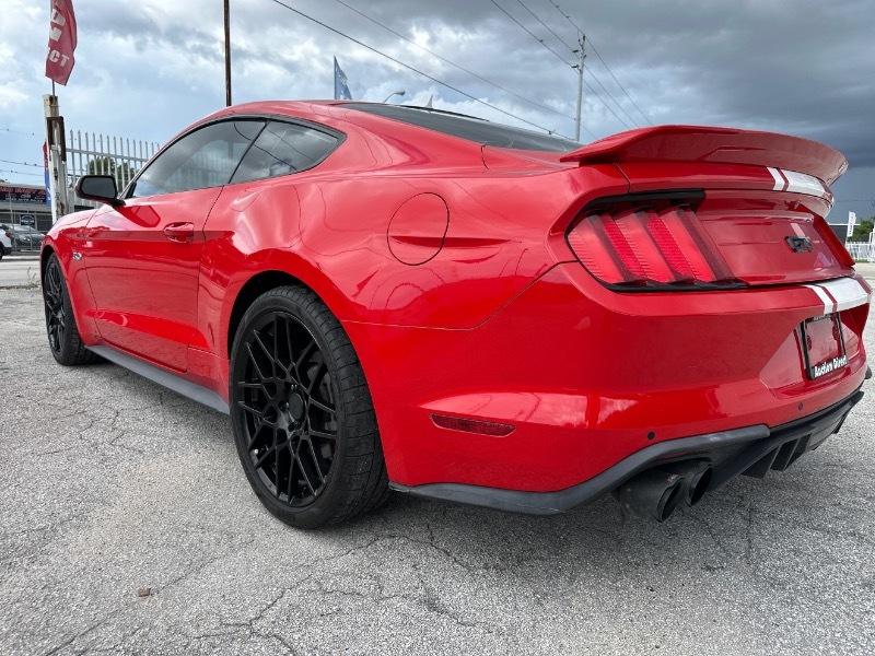 Ford Mustang GT Premium Coupe 2021