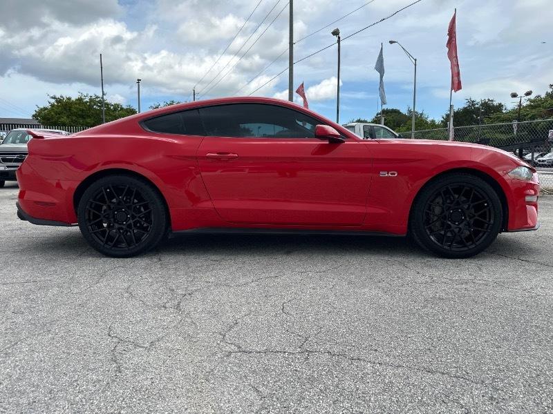 Ford Mustang GT Premium Coupe 2021
