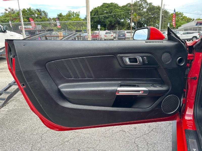 Ford Mustang GT Premium Coupe 2021