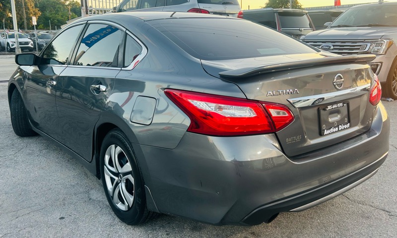 Nissan Altima 2.5 S 2017 Nissan Altima 2.5 S 2017