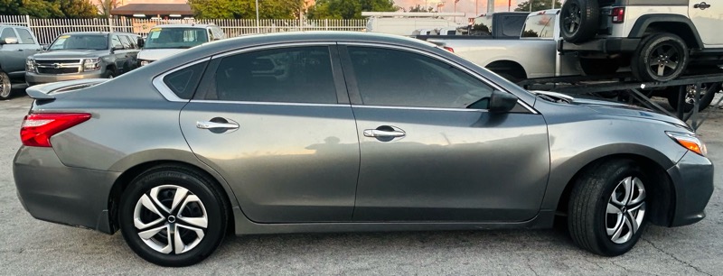 Nissan Altima 2.5 S 2017 Nissan Altima 2.5 S 2017