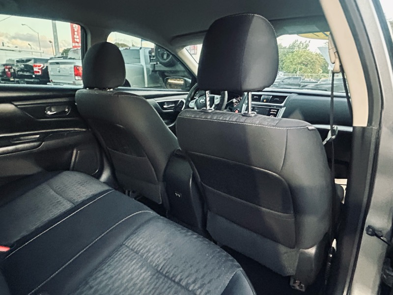 Nissan Altima 2.5 S 2017 Nissan Altima 2.5 S 2017