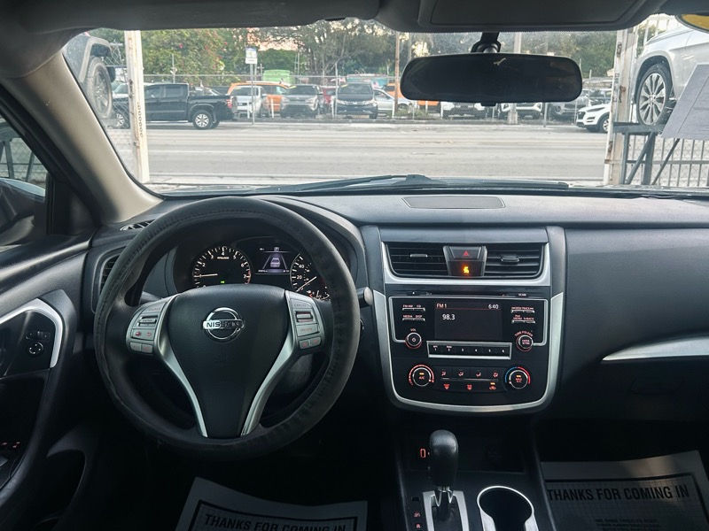 Nissan Altima 2.5 S 2017 Nissan Altima 2.5 S 2017