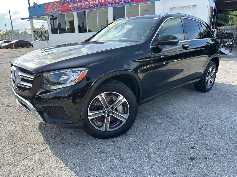 2019 Mercedes-Benz GLC-Class GLC300