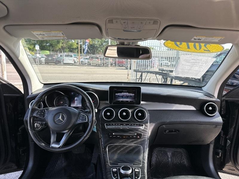 Mercedes-Benz GLC-Class GLC300 2019
