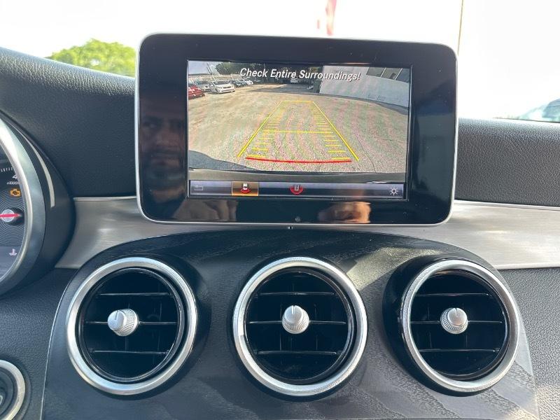 Mercedes-Benz GLC-Class GLC300 2019