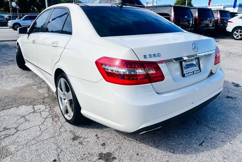 Mercedes-Benz E-Class E350 Sport Sedan 2010 Mercedes-Benz E-Class E350 Sport Sedan 2010