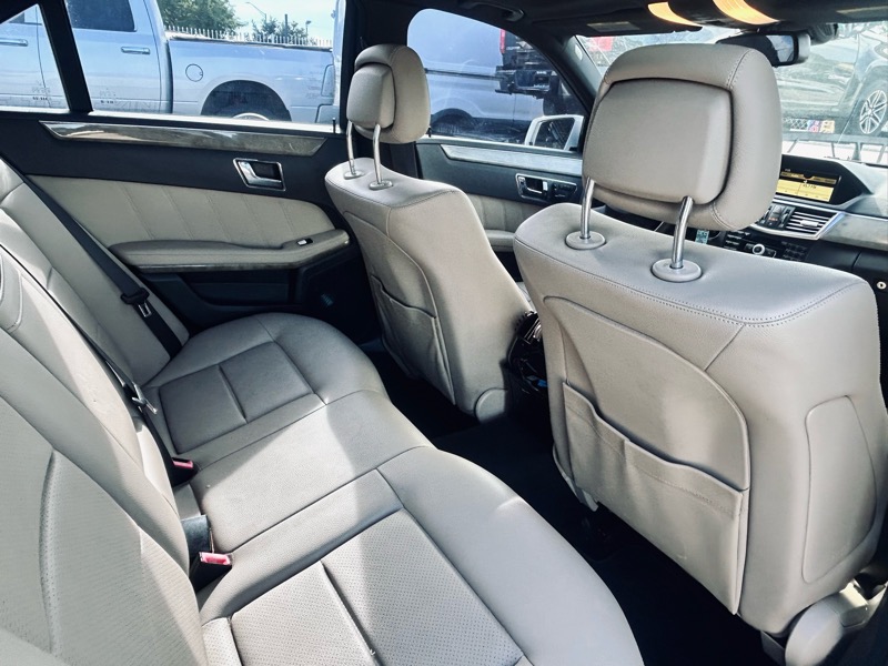 Mercedes-Benz E-Class E350 Sport Sedan 2010 Mercedes-Benz E-Class E350 Sport Sedan 2010