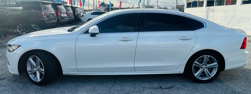 Volvo S90 T5 Momentum 2019