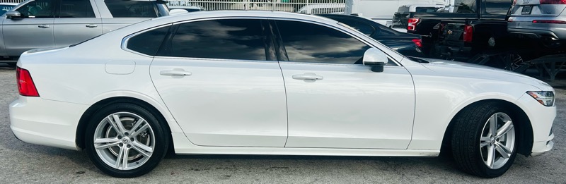 Volvo S90 T5 Momentum 2019