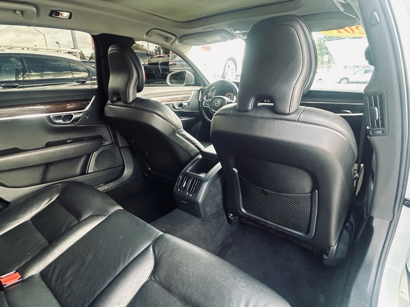 Volvo S90 T5 Momentum 2019