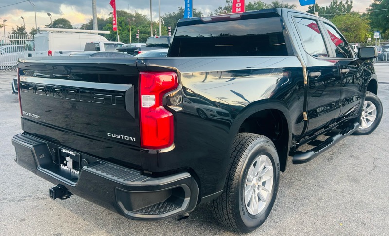 Chevrolet Silverado 1500 Custom Crew Cab Short Box 2WD 2021