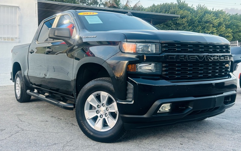 Chevrolet Silverado 1500 Custom Crew Cab Short Box 2WD 2021