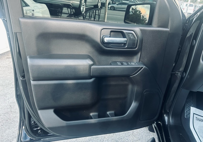 Chevrolet Silverado 1500 Custom Crew Cab Short Box 2WD 2021