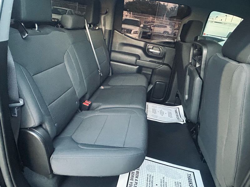 Chevrolet Silverado 1500 Custom Crew Cab Short Box 2WD 2021