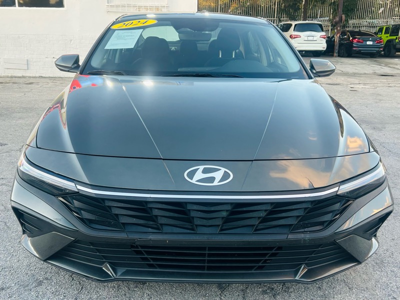 Hyundai Elantra SEL 2024