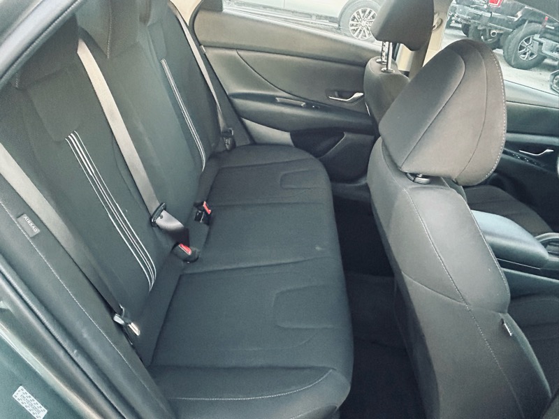 Hyundai Elantra SEL 2024