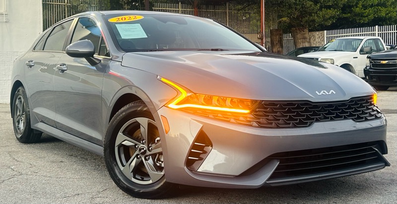 Kia K5 LX 2022