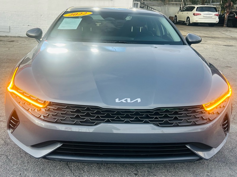 Kia K5 LX 2022