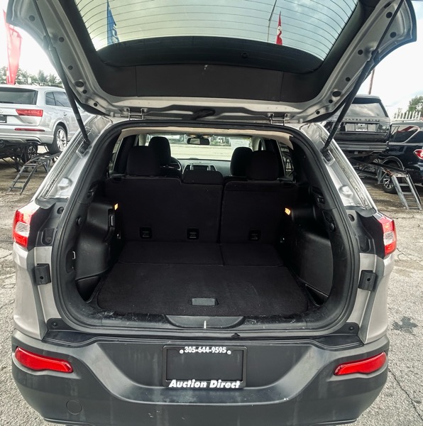 Jeep Cherokee Latitude FWD 2014