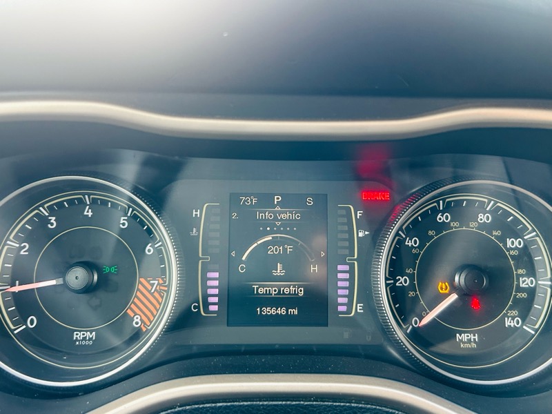 Jeep Cherokee Latitude FWD 2014