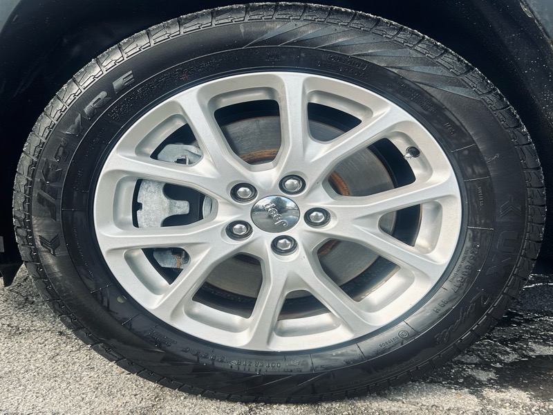 Jeep Cherokee Latitude FWD 2014