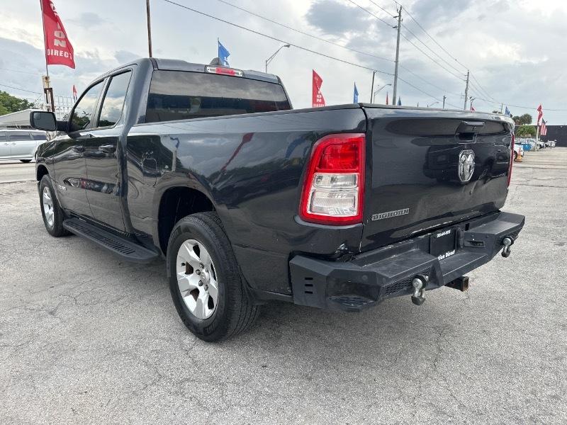 RAM 1500 Big Horn Quad Cab 2WD 2021