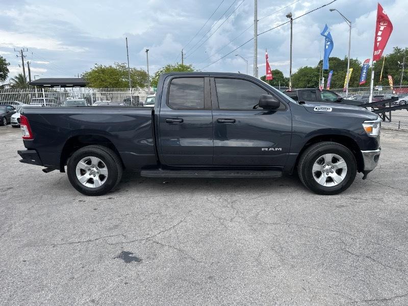 RAM 1500 Big Horn Quad Cab 2WD 2021