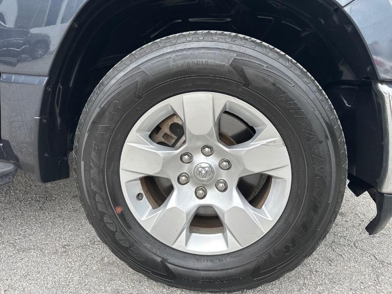 RAM 1500 Big Horn Quad Cab 2WD 2021