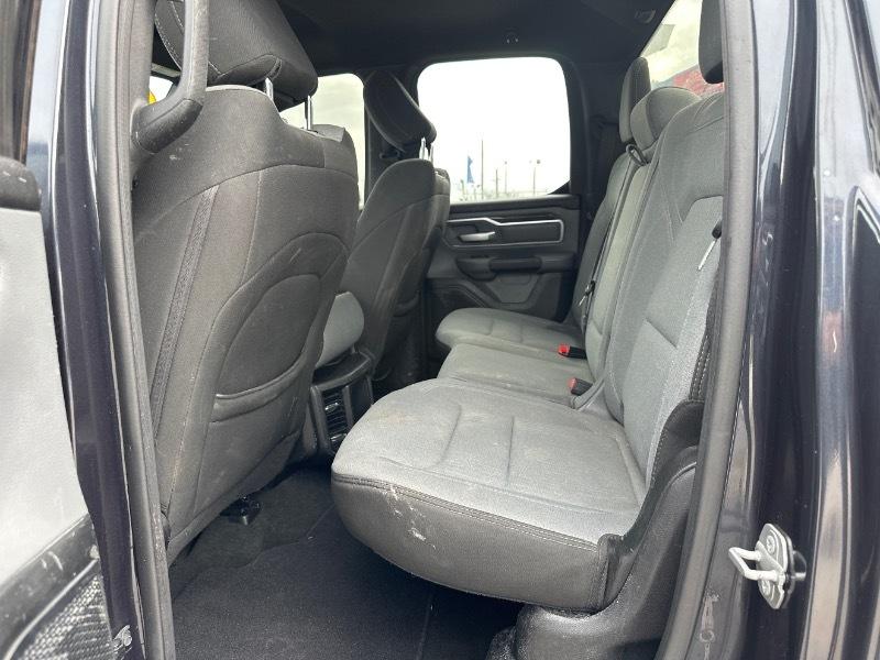 RAM 1500 Big Horn Quad Cab 2WD 2021