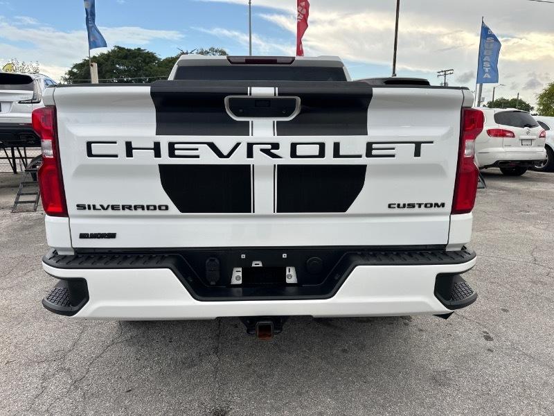 Chevrolet Silverado 1500 Limited Custom Crew Cab Short Box 2WD 2022
