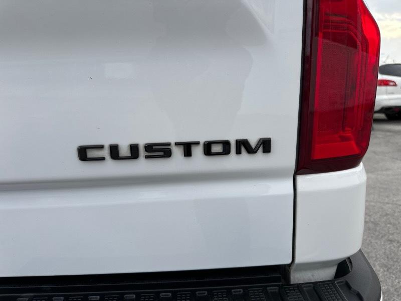 Chevrolet Silverado 1500 Limited Custom Crew Cab Short Box 2WD 2022