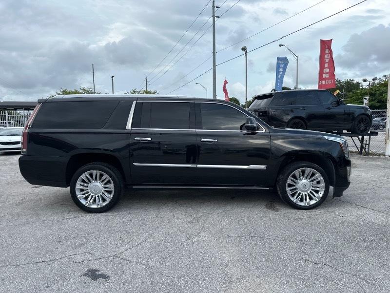 Cadillac Escalade ESV 2WD Platinum 2019