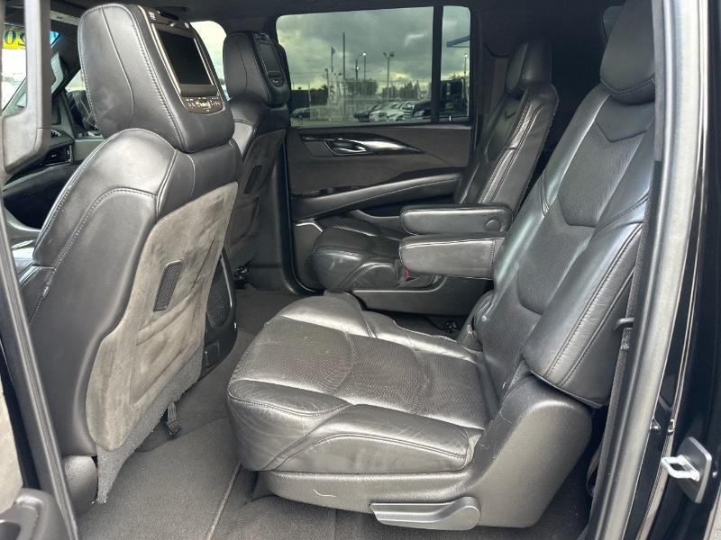 Cadillac Escalade ESV 2WD Platinum 2019