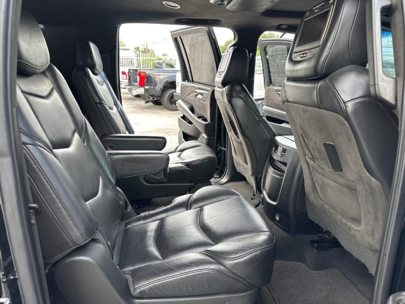 Cadillac Escalade ESV 2WD Platinum 2019