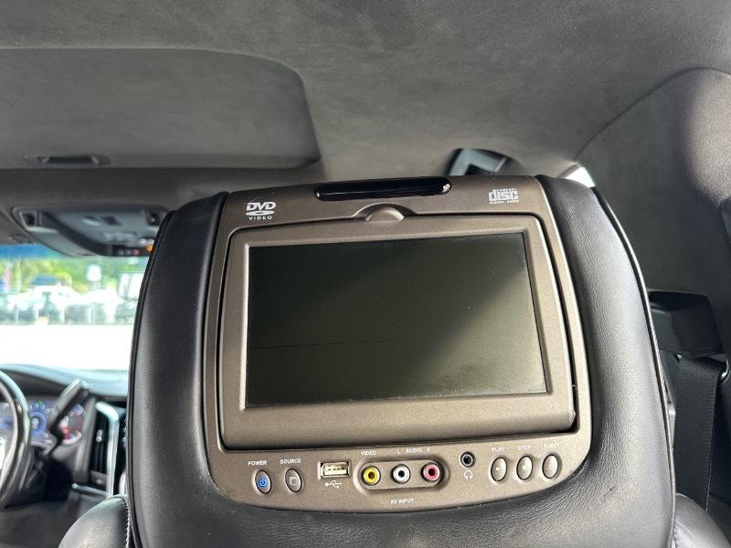 Cadillac Escalade ESV 2WD Platinum 2019