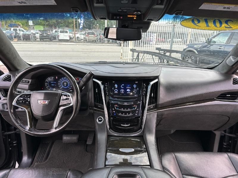 Cadillac Escalade ESV 2WD Platinum 2019