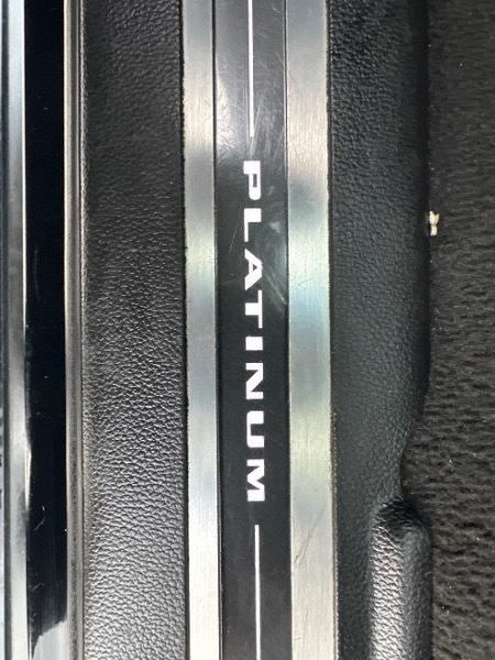 Cadillac Escalade ESV 2WD Platinum 2019