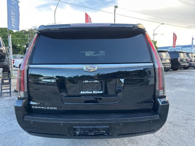Cadillac Escalade ESV 2WD Platinum 2019