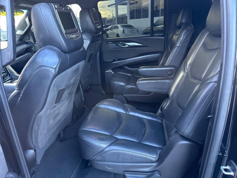 Cadillac Escalade ESV 2WD Platinum 2019