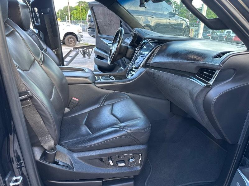 Cadillac Escalade ESV 2WD Platinum 2019