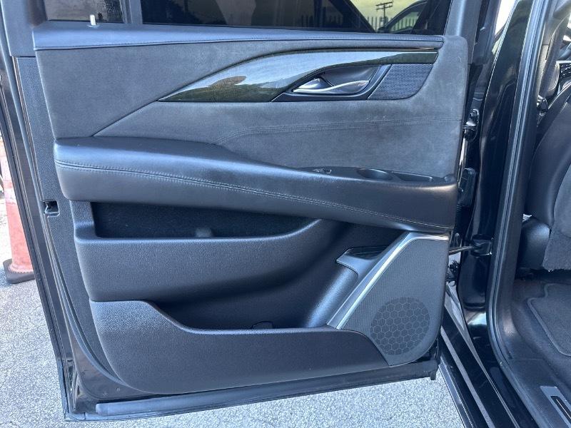 Cadillac Escalade ESV 2WD Platinum 2019