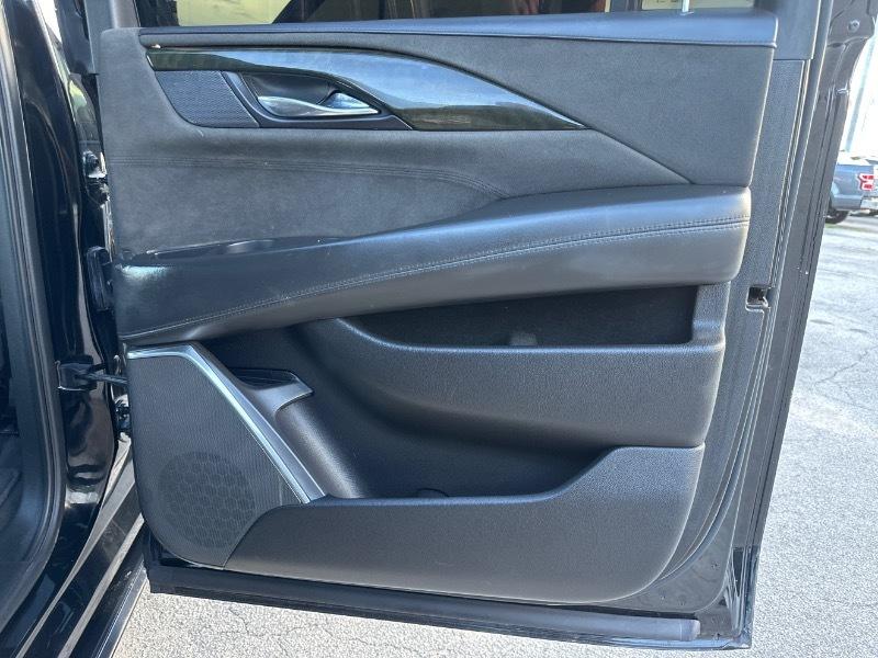 Cadillac Escalade ESV 2WD Platinum 2019