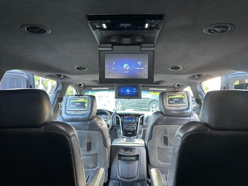 Cadillac Escalade ESV 2WD Platinum 2019